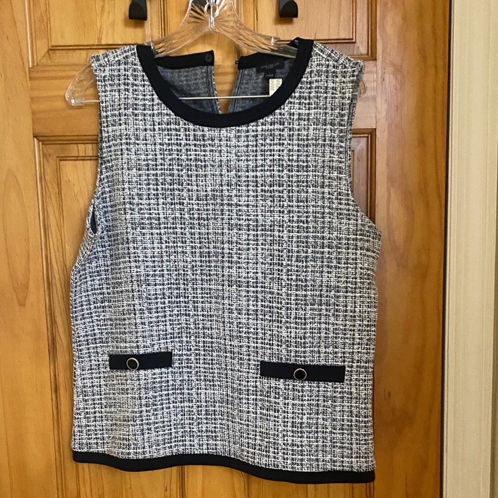 NWT Ann Taylor Factory Sleeveless Top